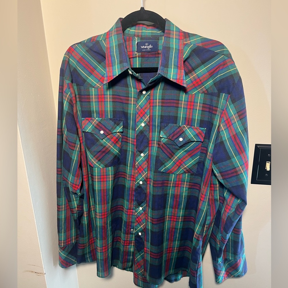 Wrangler button up plaid